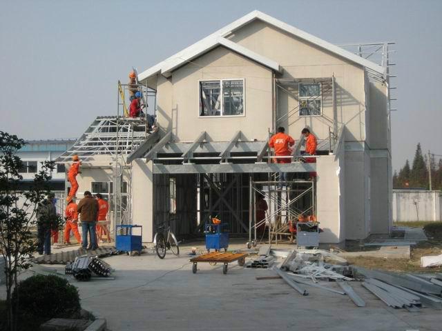 鋼結構別墅、鋼結構房屋施工現場(chǎng)(圖1)