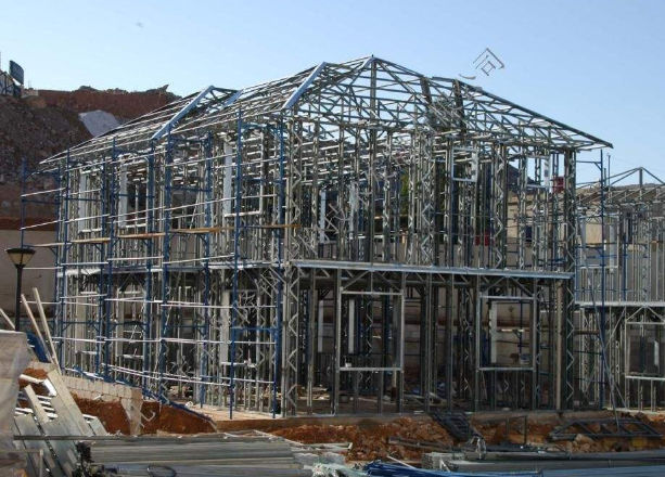 輕鋼結構別墅建筑的優(yōu)勢大全 打算建房的人可以學(xué)習一下(圖1)